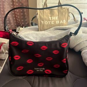Kate spade kiss print purse